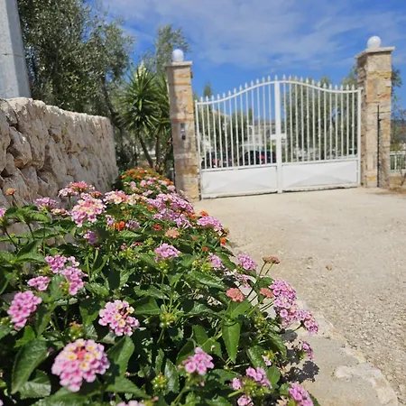 Farm stay Ginevra *